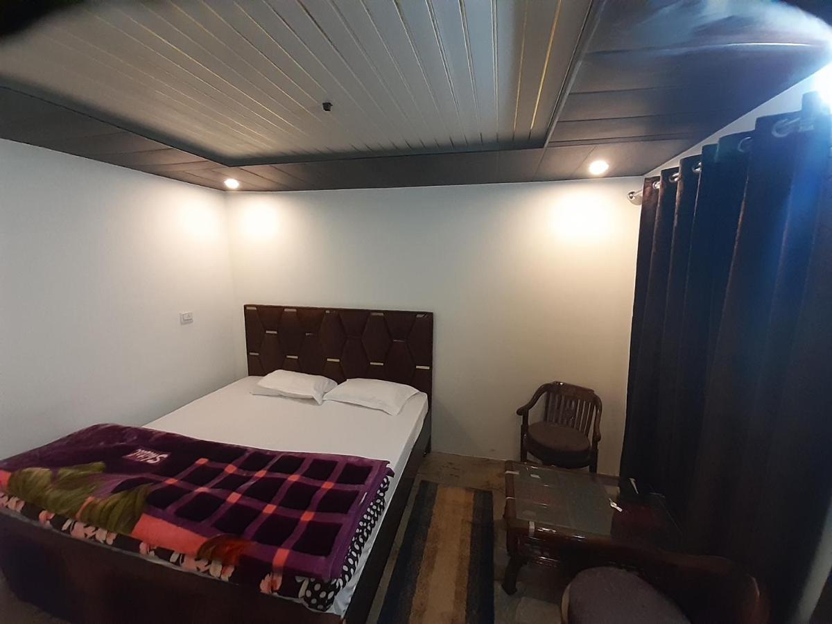 Lake Haven Resort, Sari, Chopta Luaran gambar